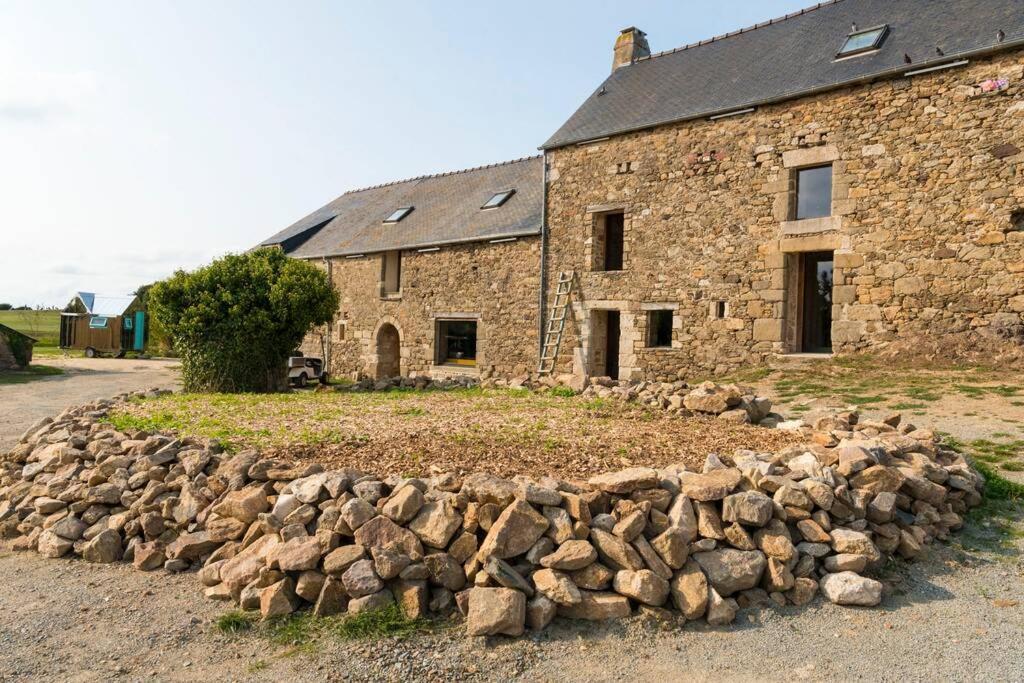 La Ferme Du Golf, Gite Atypique Et Artistique Лансьё Экстерьер фото